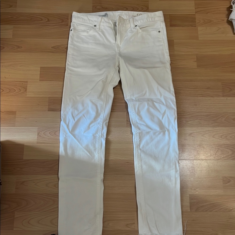 GAP White Skinny Jeans Essential Style